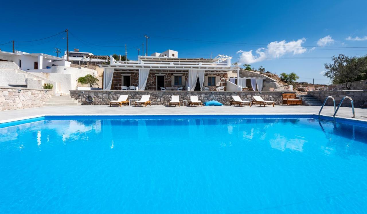 Anemi Suites Adamantas  Exterior photo