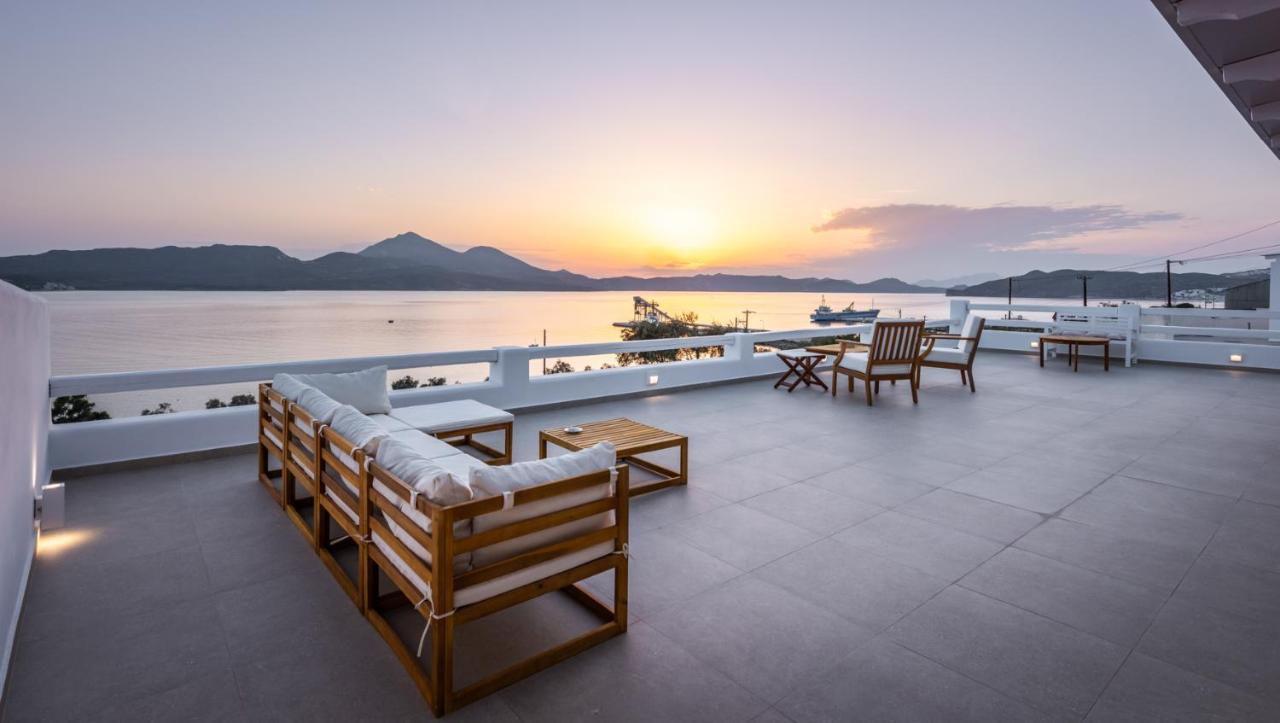 Anemi Suites Adamantas  Exterior photo