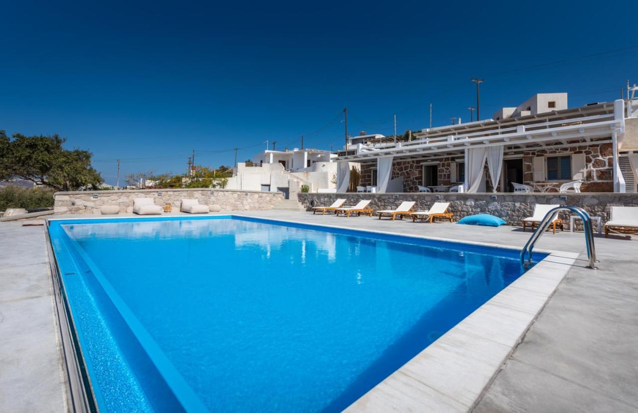 Anemi Suites Adamantas  Exterior photo